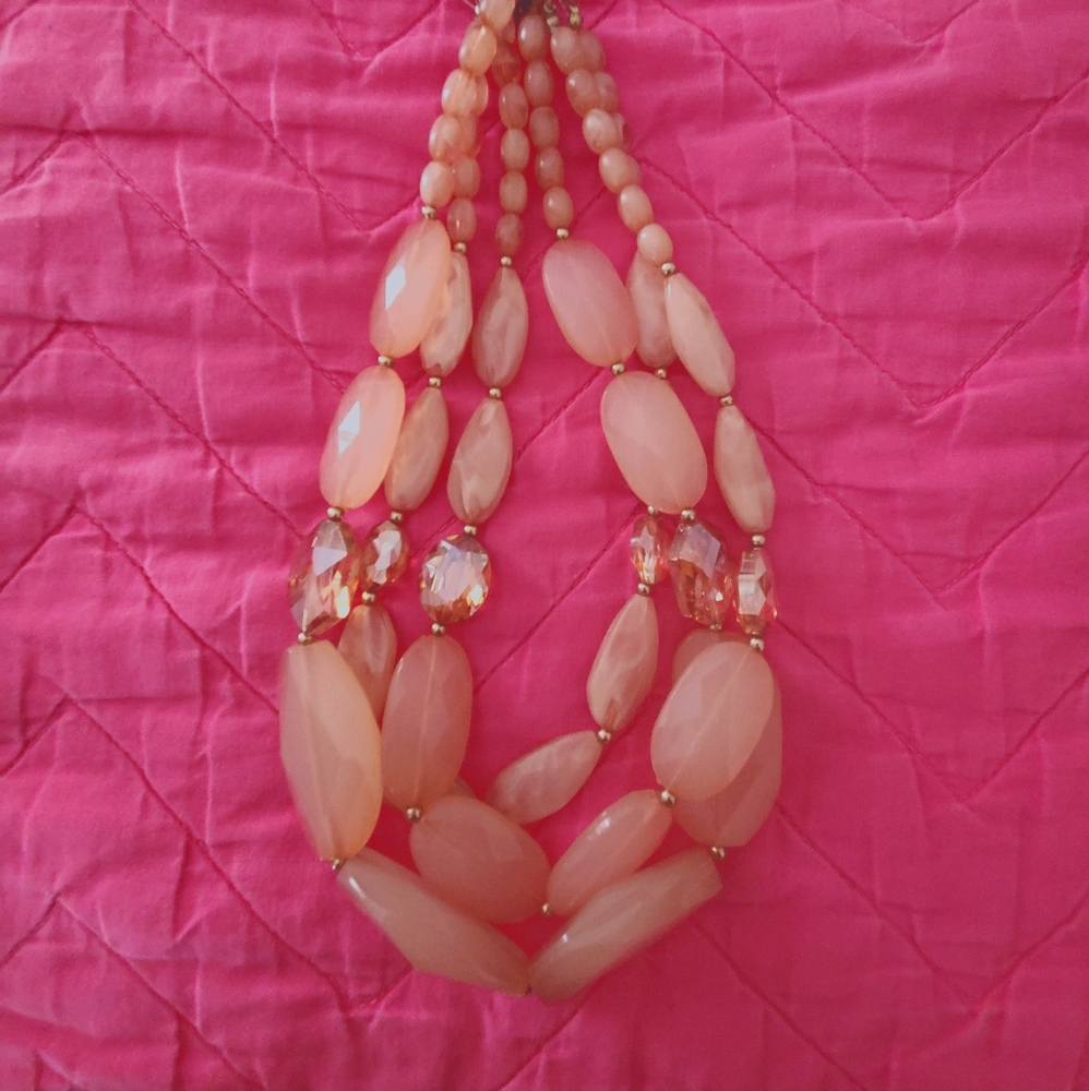 NEW Dress Barn Pink Statement Necklace